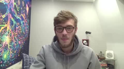 Snapshot of ryanogorman5858 chatting on February 18, 9:31 pm anonomousstoneruk online show from February 18, 9:31 pm