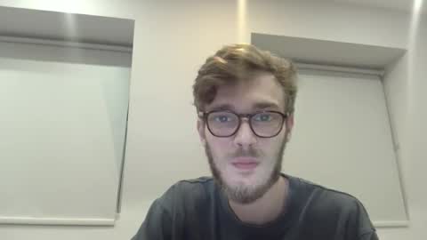 Snapshot of ryanogorman5858 chatting on February 26, 1:43 am anonomousstoneruk online show from February 26, 1:43 am