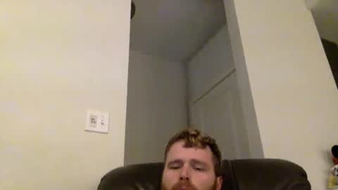 Snapshot of ryanoliver83 chatting on January 12, 11:36 pm Ryan Oliver online show from January 12, 11:36 pm
