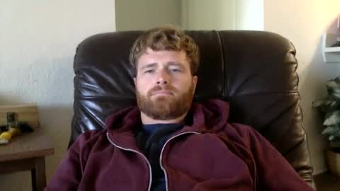 Snapshot of ryanoliver83 chatting on February 21, 9:32 pm Ryan Oliver online show from February 21, 9:32 pm