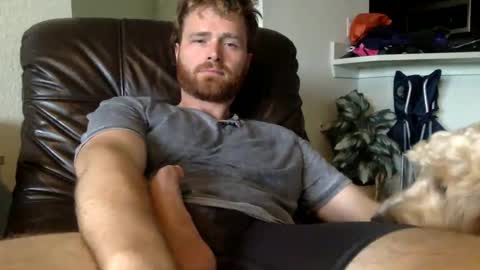 Snapshot of ryanoliver83 chatting on February 22, 9:04 pm Ryan Oliver online show from February 22, 9:04 pm