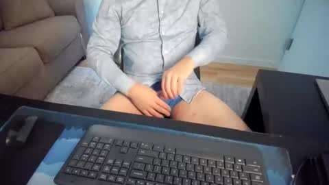 Ryan in NYC online show from November 14, 7:45 pm