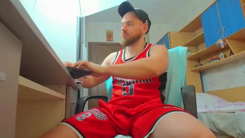 Ryanstone  online show from February 20, 6:59 am