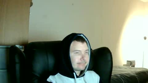 Snapshot of ryder93x chatting on April 3, 2:37 pm Ryder93 online show from April 3, 2:37 pm