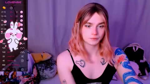  Alice  online show from March 25, 5:30 pm