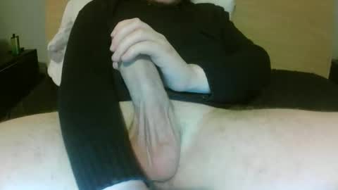 Snapshot of s3xyc0upl398 chatting on February 3, 8:19 am s3xyc0upl398 online show from February 3, 8:19 am