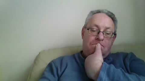 Snapshot of s536sny18 chatting on January 17, 3:06 pm s536sny18 online show from January 17, 3:06 pm