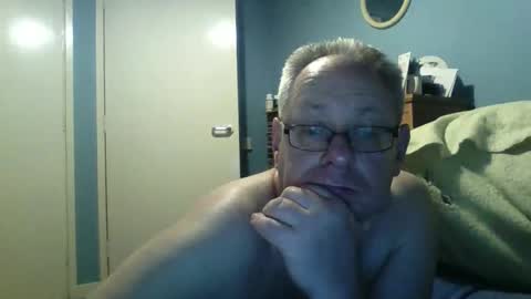 Snapshot of s536sny18 chatting on February 14, 10:50 pm s536sny18 online show from February 14, 10:50 pm