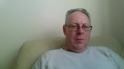Snapshot of s536sny18 chatting on March 14, 12:21 pm s536sny18 online show from March 14, 12:21 pm