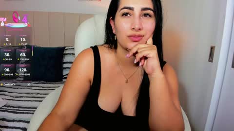 Zara online show from February 7, 12:20 am