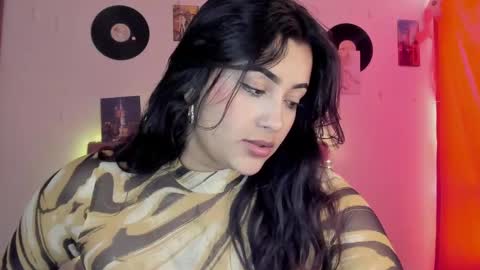 S H A R O N model independient online show from December 2, 8:00 pm