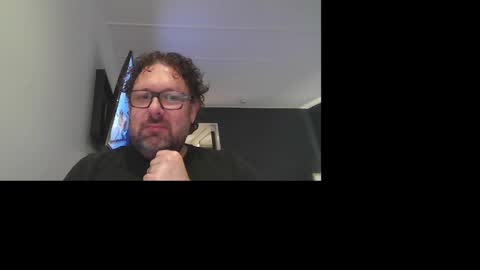 Snapshot of saacs chatting on December 4, 12:03 pm Saacs online show from December 4, 12:03 pm