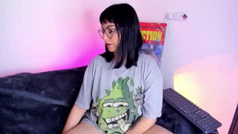 Snapshot of saam_collins69 chatting on November 23, 5:40 am Val online show from November 23, 5:40 am