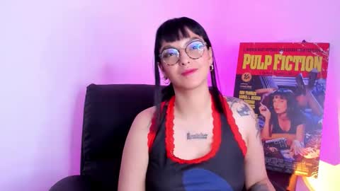 Snapshot of saam_collins69 chatting on December 23, 3:26 am Val online show from December 23, 3:26 am