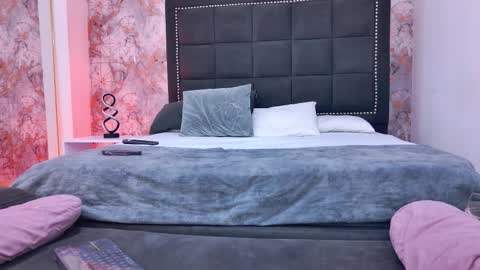 Saara Brown online show from February 4, 12:11 pm