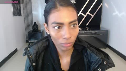 Snapshot of saara_ch1 chatting on April 2, 12:47 pm saara_ch1 online show from April 2, 12:47 pm