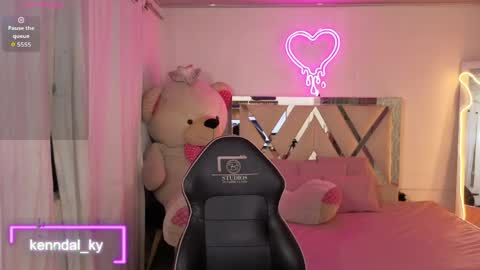 saaya_tay online show from April 29, 3:21 am