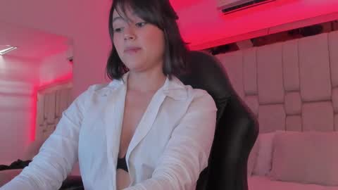 Snapshot of sable_enigma chatting on February 28, 6:09 pm Sable Enigma online show from February 28, 6:09 pm