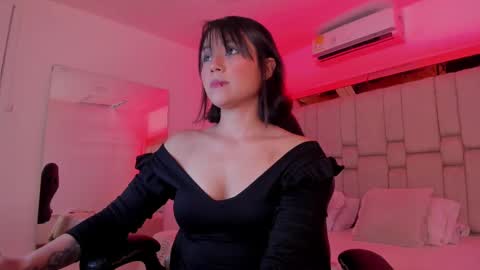Snapshot of sable_enigma chatting on March 10, 11:53 am Sable Enigma online show from March 10, 11:53 am