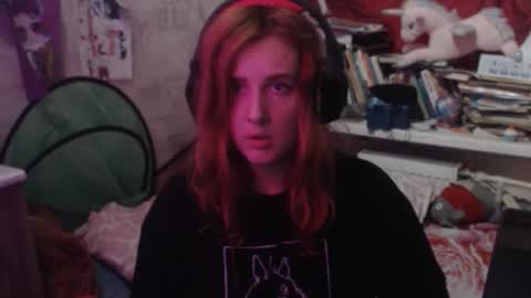 Snapshot of sabochka888 chatting on October 15, 6:46 am sabochka888 online show from October 15, 6:46 am