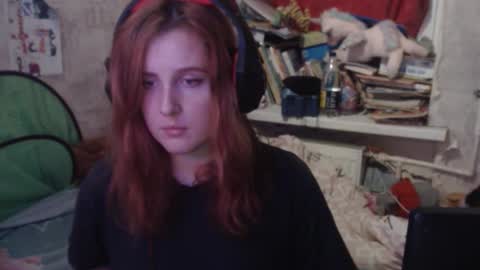 Snapshot of sabochka888 chatting on October 21, 6:58 am sabochka888 online show from October 21, 6:58 am