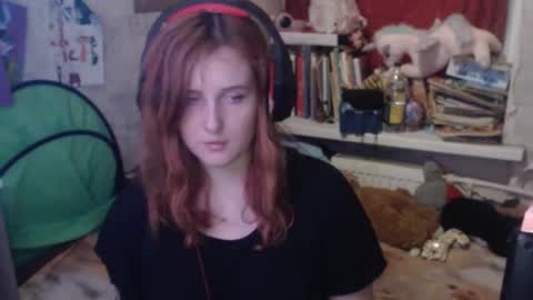 Snapshot of sabochka888 chatting on October 24, 6:43 am sabochka888 online show from October 24, 6:43 am