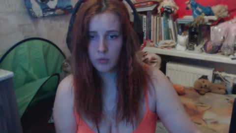 Snapshot of sabochka888 chatting on April 16, 7:09 am sabochka888 online show from April 16, 7:09 am