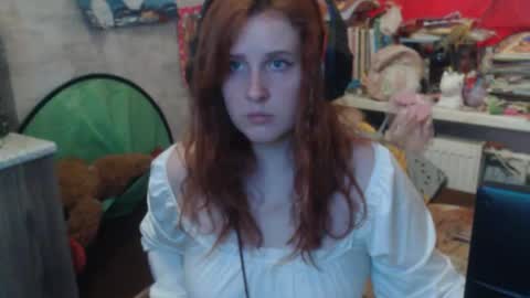 Snapshot of sabochka888 chatting on April 22, 6:38 am sabochka888 online show from April 22, 6:38 am