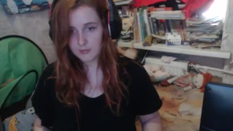 Snapshot of sabochka888 chatting on April 28, 7:02 am sabochka888 online show from April 28, 7:02 am