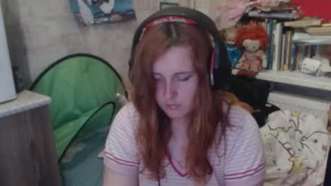 Snapshot of sabochka888 chatting on May 22, 7:26 am sabochka888 online show from May 22, 7:26 am