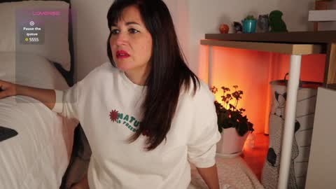 Snapshot of sabri_vm chatting on December 31, 12:54 am Sabrina online show from December 31, 12:54 am