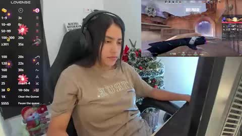 Angie  online show from December 17, 2:23 pm