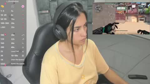 Angie  online show from April 20, 6:53 pm