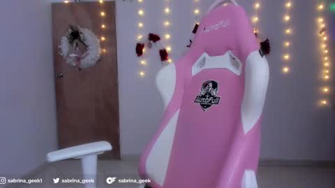 sabrina_geek online show from December 12, 6:42 pm