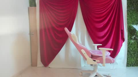 sabrina_geek online show from March 6, 2:30 am