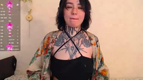 Snapshot of sabrina_raiders_666 chatting on October 13, 9:53 am Lilith Solar online show from October 13, 9:53 am