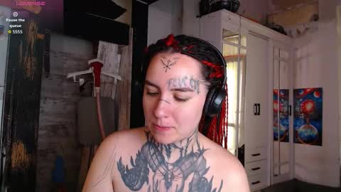 Snapshot of sabrina_raiders_666 chatting on November 9, 10:35 am Lilith Solar online show from November 9, 10:35 am