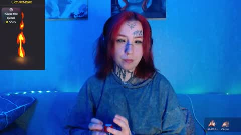 Snapshot of sabrina_raiders_666 chatting on February 9, 4:55 pm Lilith Solar online show from February 9, 4:55 pm