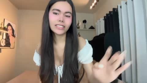 sabrinamadonna54 online show from June 8, 9:31 am