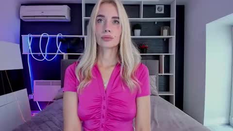 Sabrina online show from October 5, 12:03 pm