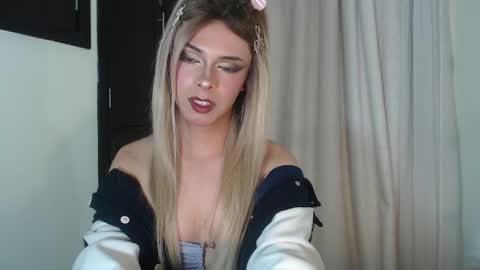 sabrinatshot online show from May 30, 3:25 am