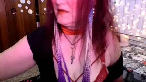 Snapshot of sabrinaxlovess chatting on April 10, 6:23 pm SabrinaXlovess online show from April 10, 6:23 pm