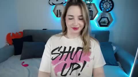 Sabrina Violet online show from February 14, 12:03 pm