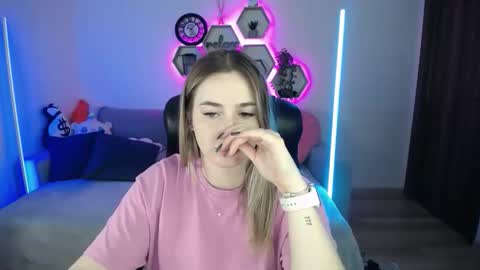 Sabrina Violet online show from September 24, 8:06 am