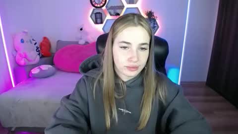 Sabrina Violet online show from May 13, 8:12 am