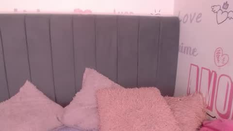 Sacha online show from February 4, 1:06 pm