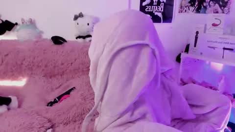 Ig  online show from November 7, 11:10 am