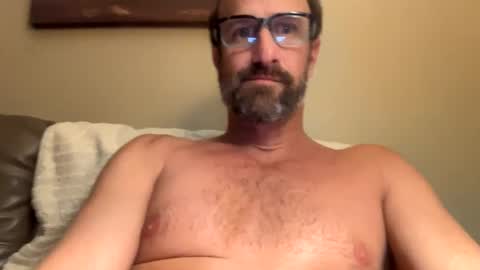 Snapshot of sackskincreamer chatting on December 23, 3:29 am R online show from December 23, 3:29 am
