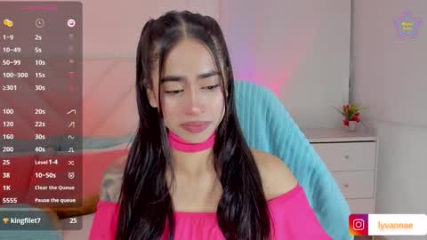 Snapshot of saely1 chatting on February 6, 1:43 am saely1 online show from February 6, 1:43 am