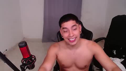 Snapshot of saenz_hotx chatting on March 10, 1:34 am saenz_hotx online show from March 10, 1:34 am